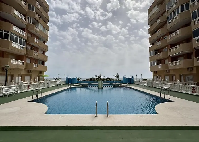 Hawaii V 4b - By Watermelon 아파트 *